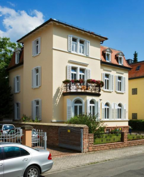 Гостиница Hotel-Pension Berger  Гейдельберг
